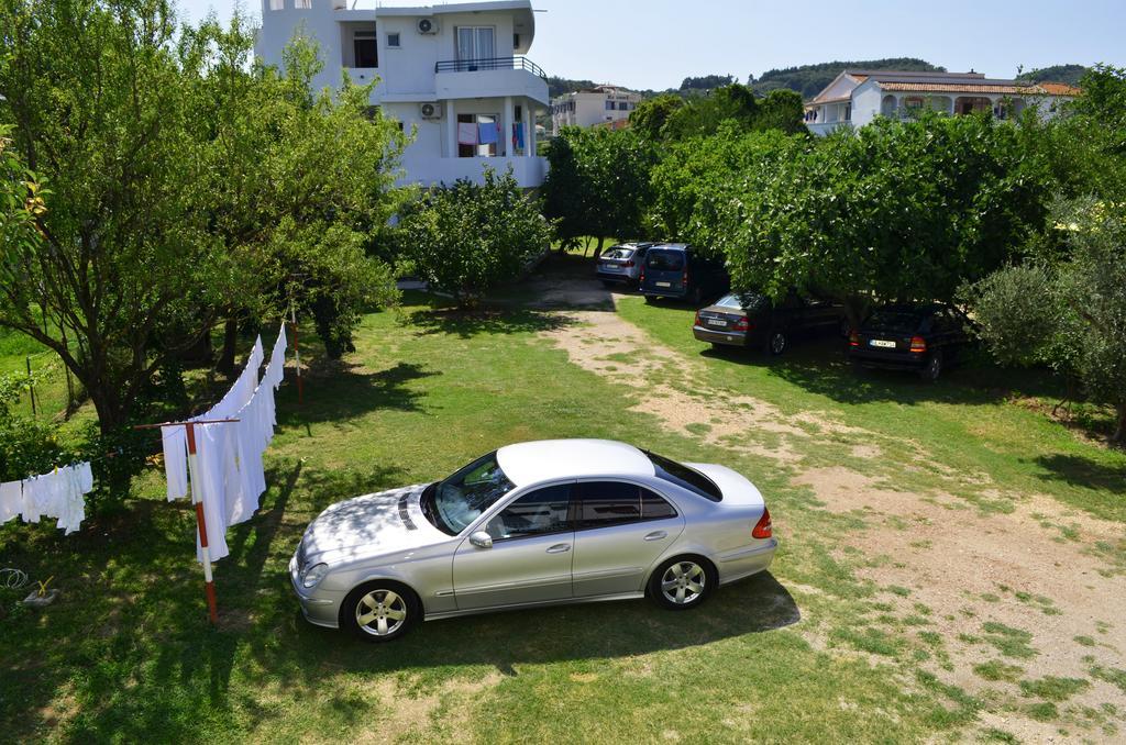 B&B Lovac Ulcinj Kültér fotó